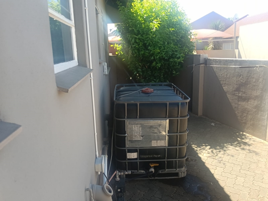To Let 3 Bedroom Property for Rent in Langenhovenpark Free State